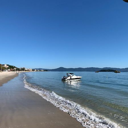 Lindo Apto, 50Metros Do Mar, Ideal Para Familias Флорианополис Экстерьер фото